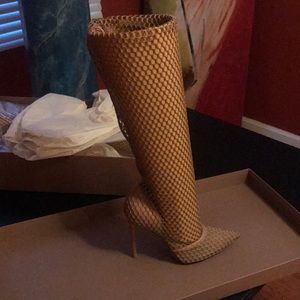 Taupe  size 8.5B / 38.5E FISHNET TTK bootie